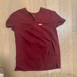 Burgundy Figs Scrub Top